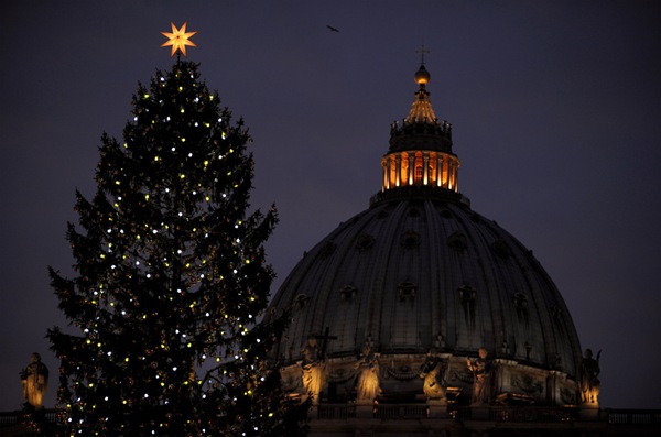 Judío - ¡Feliz Navidad y próspero año nuevo 2014! Vaticano-arbolote
